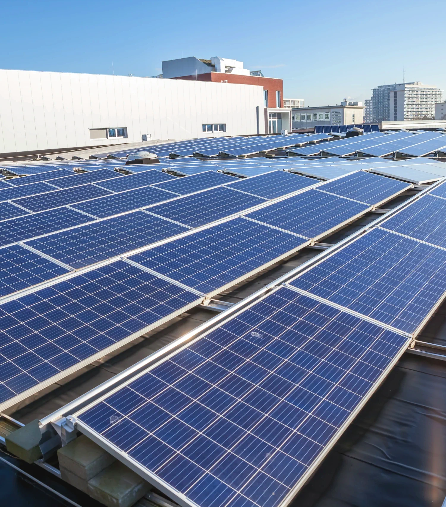 Nettoyage de toiture photovoltaïque industrielle et agricole